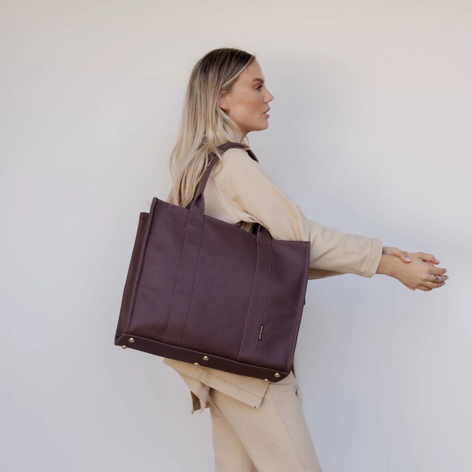 Large Structured Tote Bag in signature coated canvas -- Chocolate