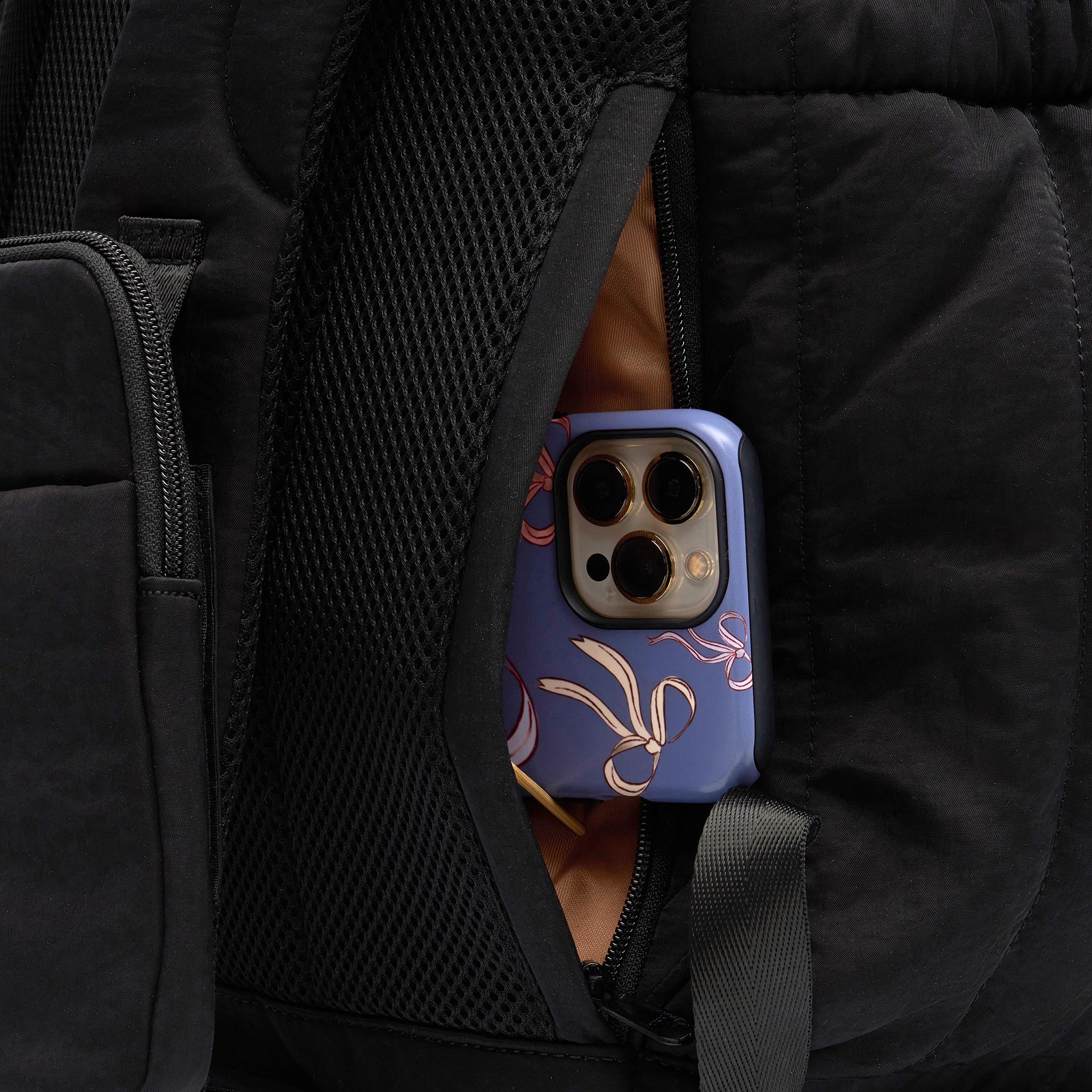 Cloudpack™ Backpack + Phone Pouch/Wet Bag  -- Black