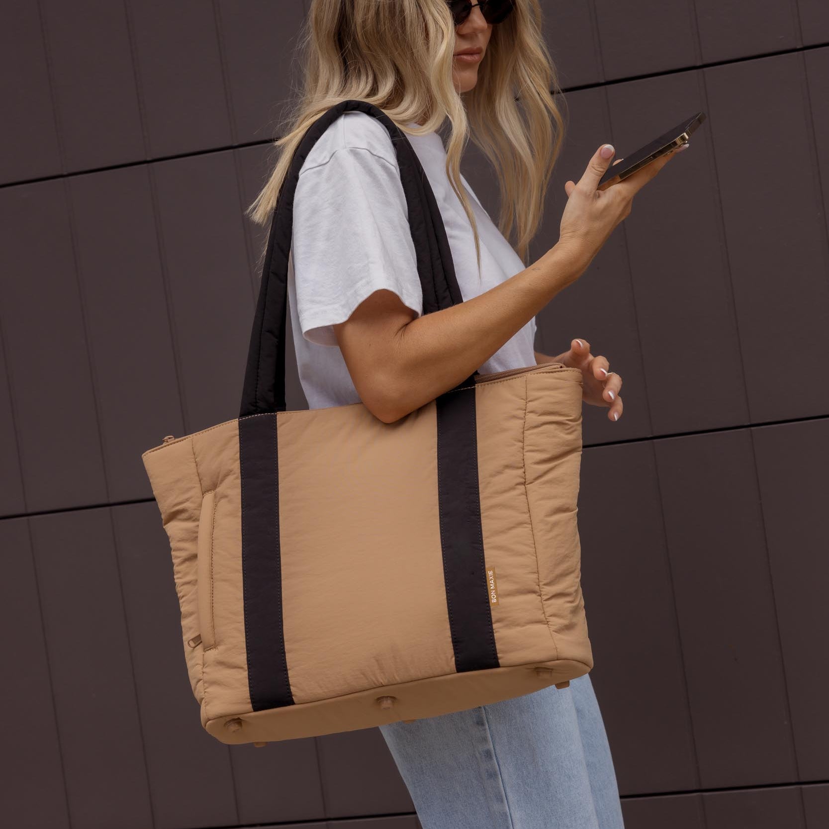 Everyday Tote Bag -- Tan/Black