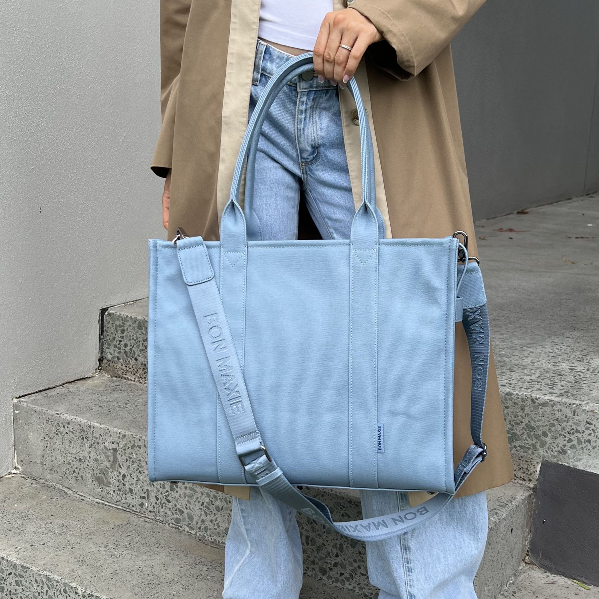 Large Structured Tote Bag in signature coated canvas -- Denim Blue