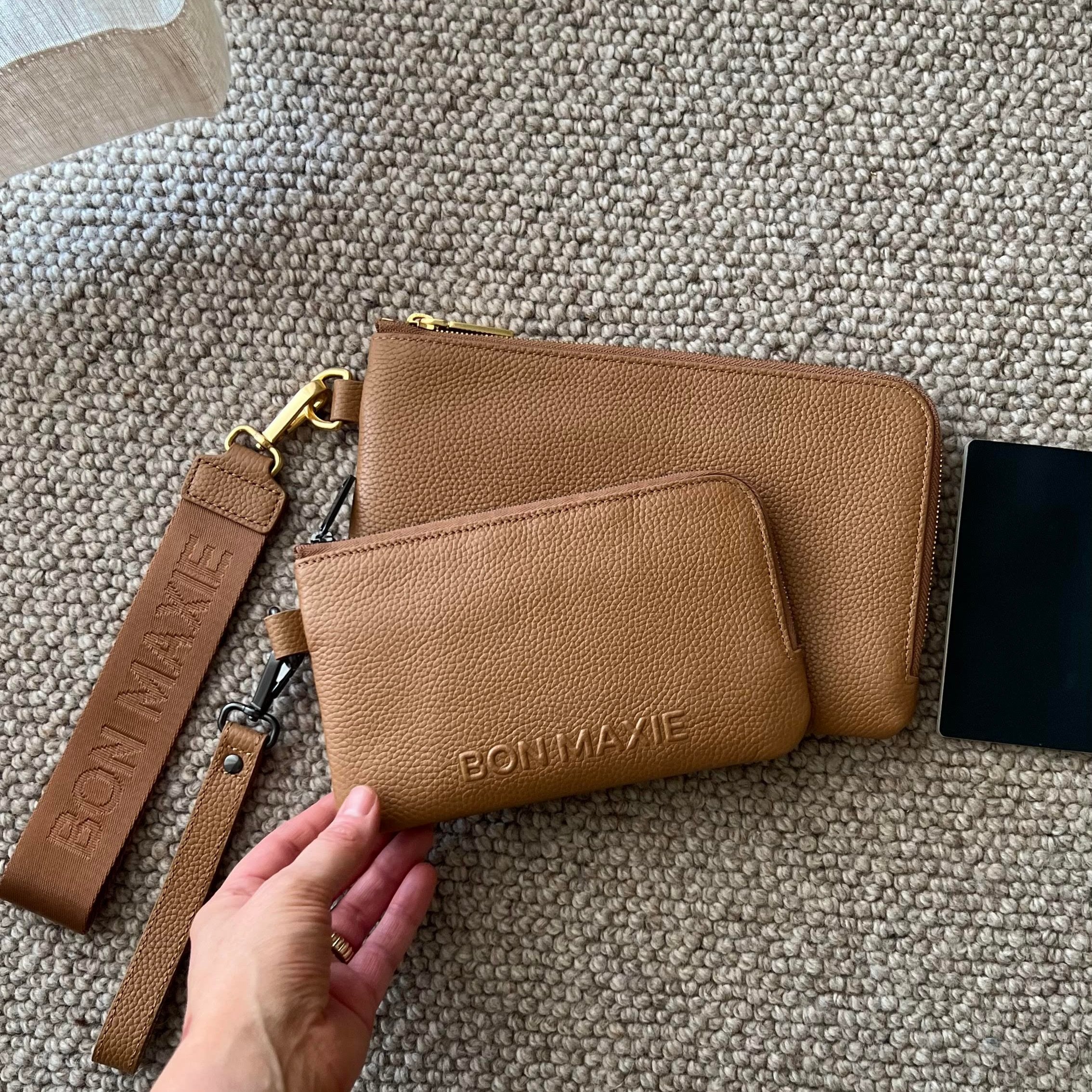 Multi-Pocket Travel Wallet in pebbled leather -- Tan