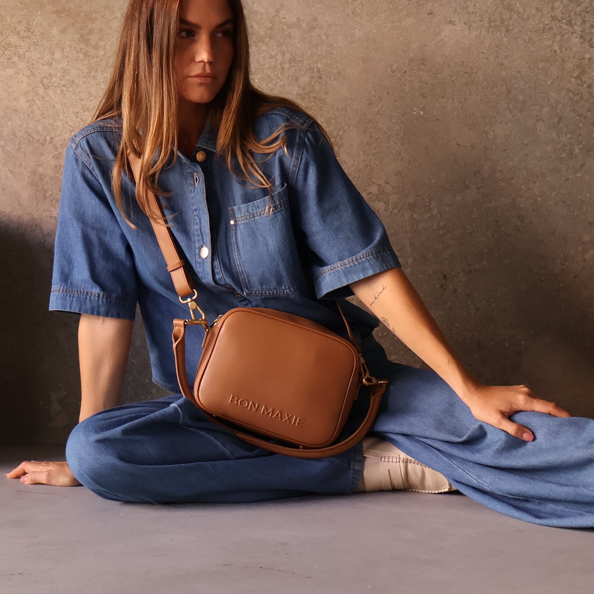 Sidekick™ Crossbody Bag in smooth nappa leather - Tan