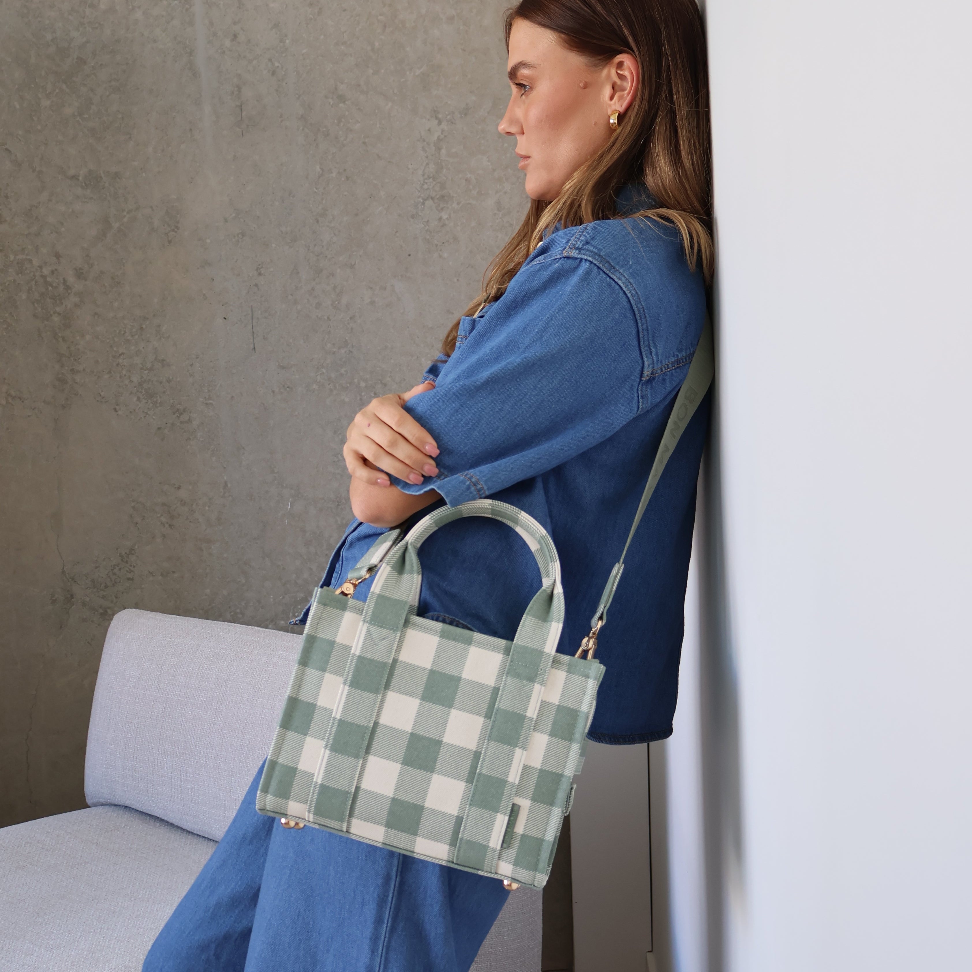 Micro Structured Tote Bag in coated canvas - Sage Gingham