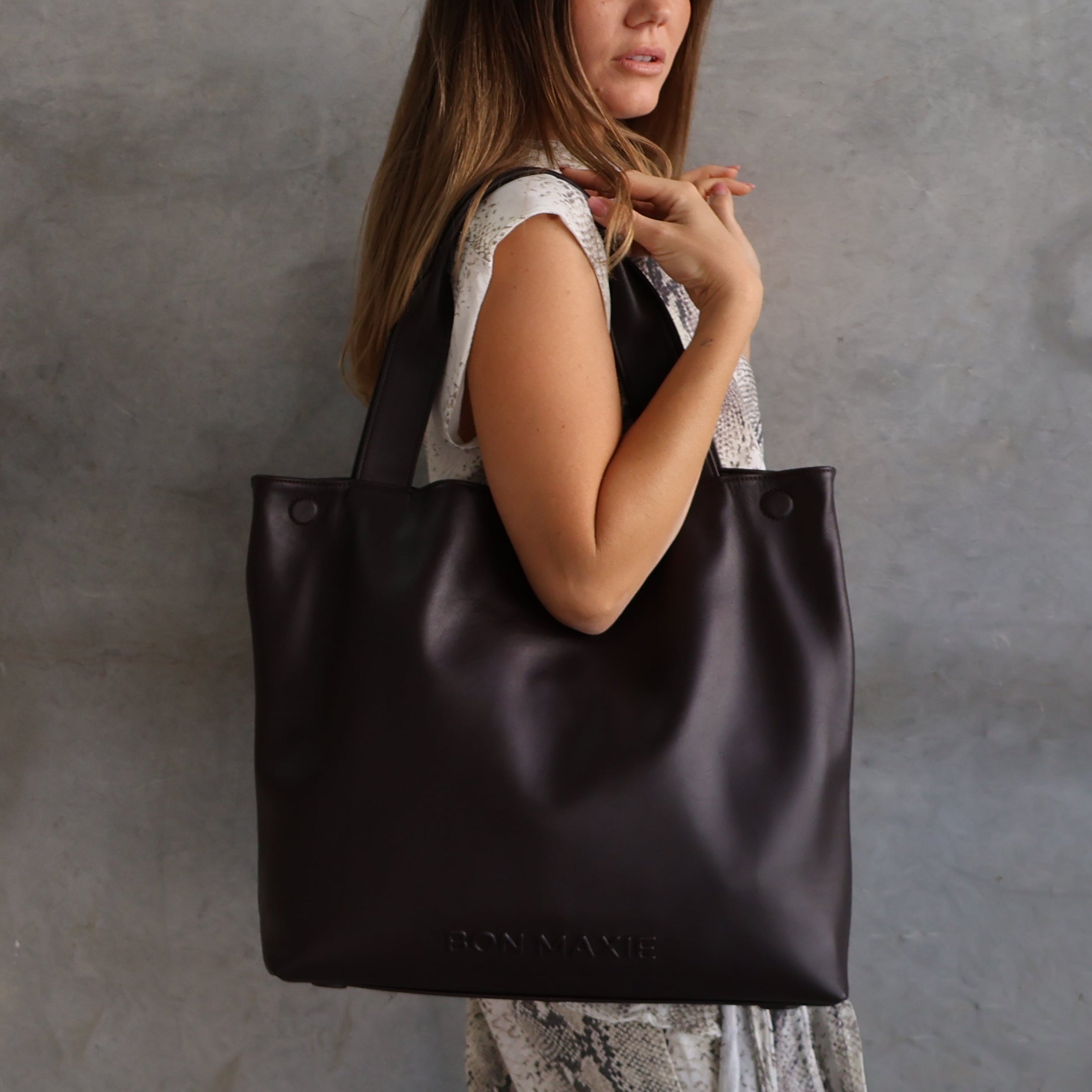 Slouchy Hobo Tote Bag in smooth nappa leather - Dark Chocolate