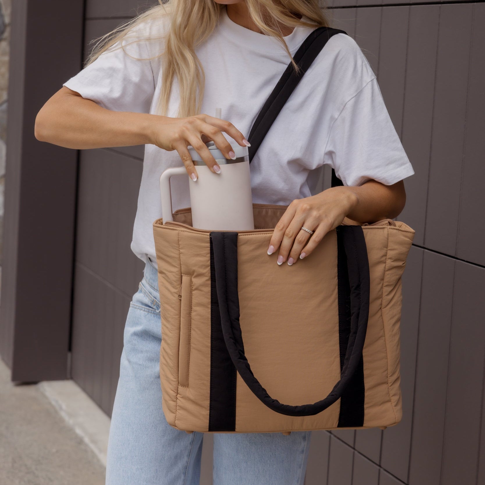 Everyday Tote Bag -- Tan/Black