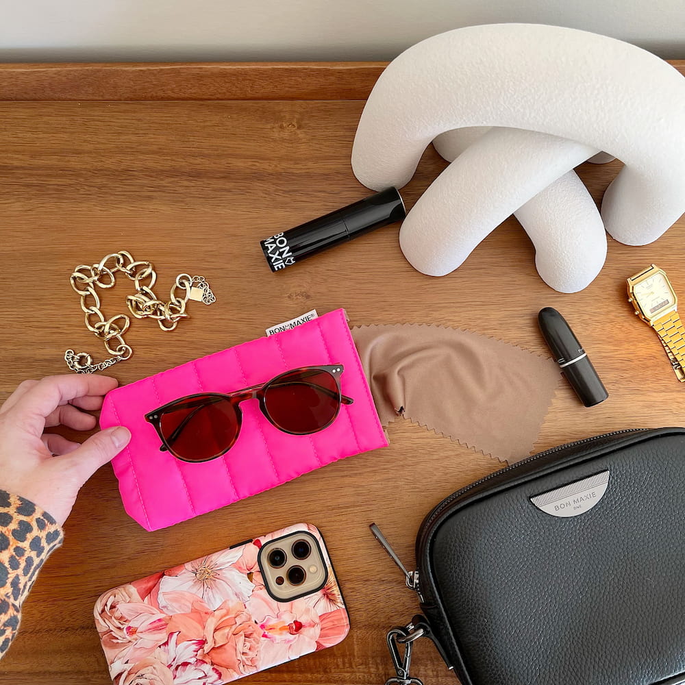 Easy-Squeezy Glasses Case - Neon Pink