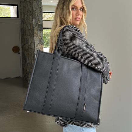 Large Structured Tote Bag in coated canvas - Black
