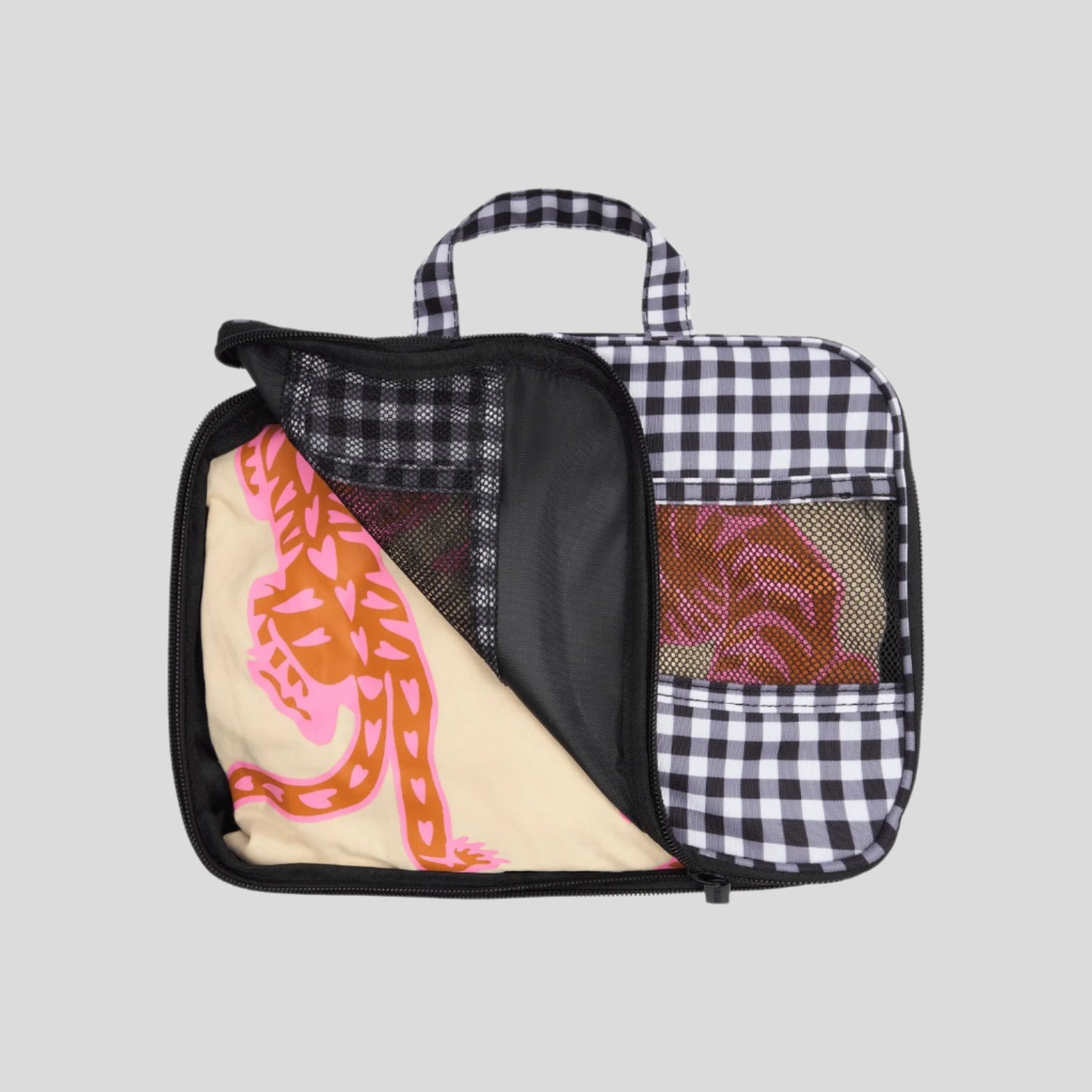Packable bag with checkered pattern 