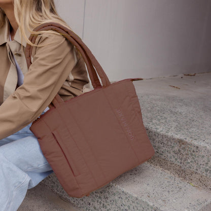 Everyday Tote Bag in washed technical nylon -- Chocolate
