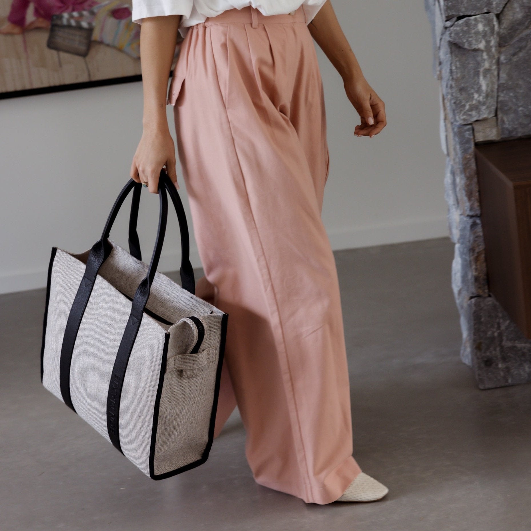 Large Bon Vivant Structured Tote Bag -- Jute Canvas Black Leather