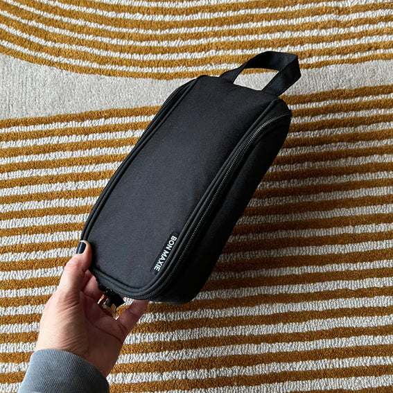 Slimline Hanging Toiletry Bag - Black