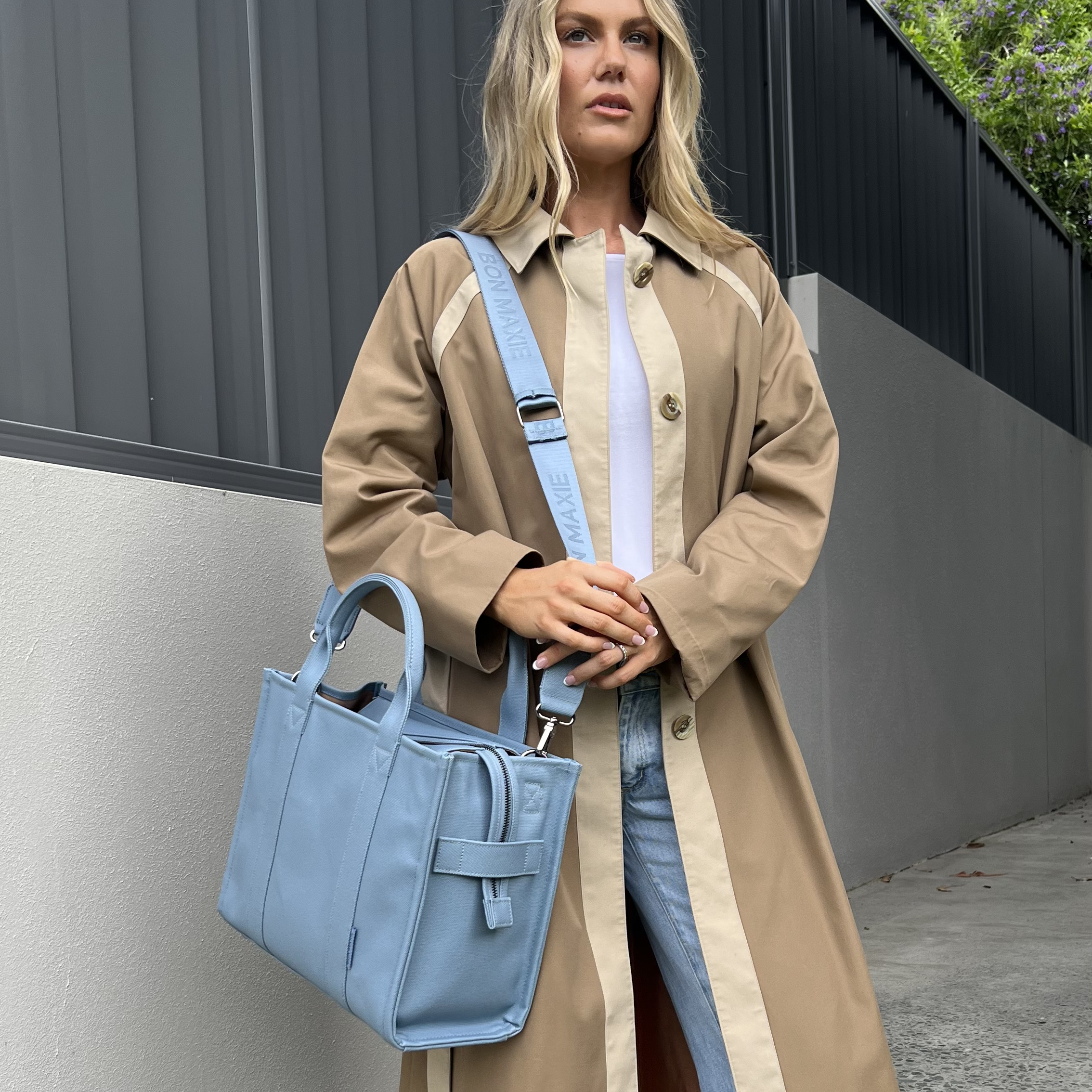 Small Bon Vivant Structured Tote Bag -- Denim