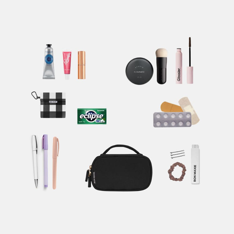 Bon Maxie handy handle case in black showing what fits
