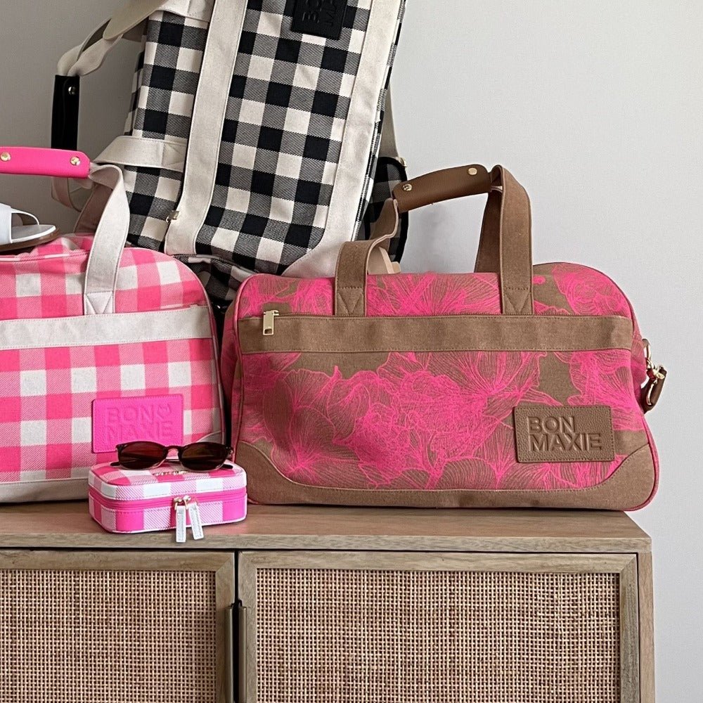 Bon Voyage Weekender Bag - Neon Pink / Tan Floral Bags